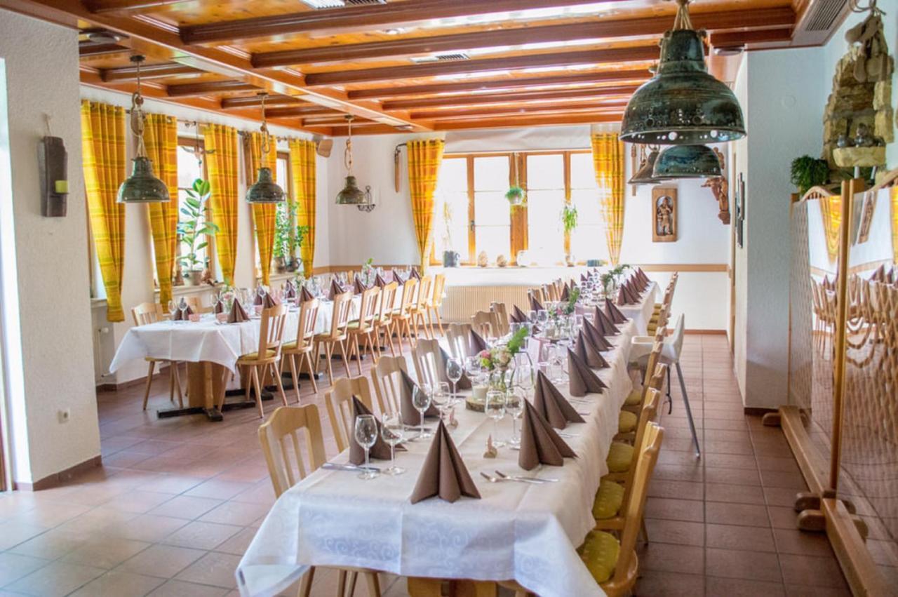 Herrenschenke-Cafe Eiring Königsberg in Bayern Exterior foto